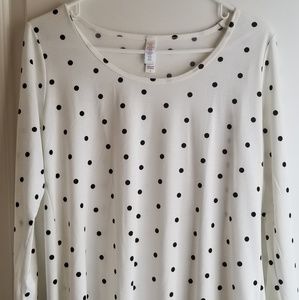 NWOT LulaRoe Lynnae Long Sleeve T-Shirt